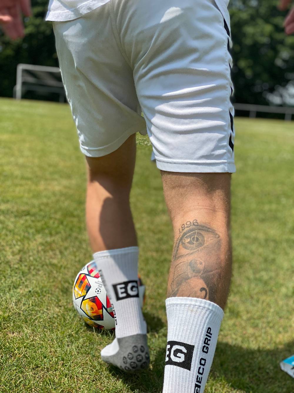 KB Socken Rutschfeste Fußballsocken mit gummierten Noppen 2 Paar Online