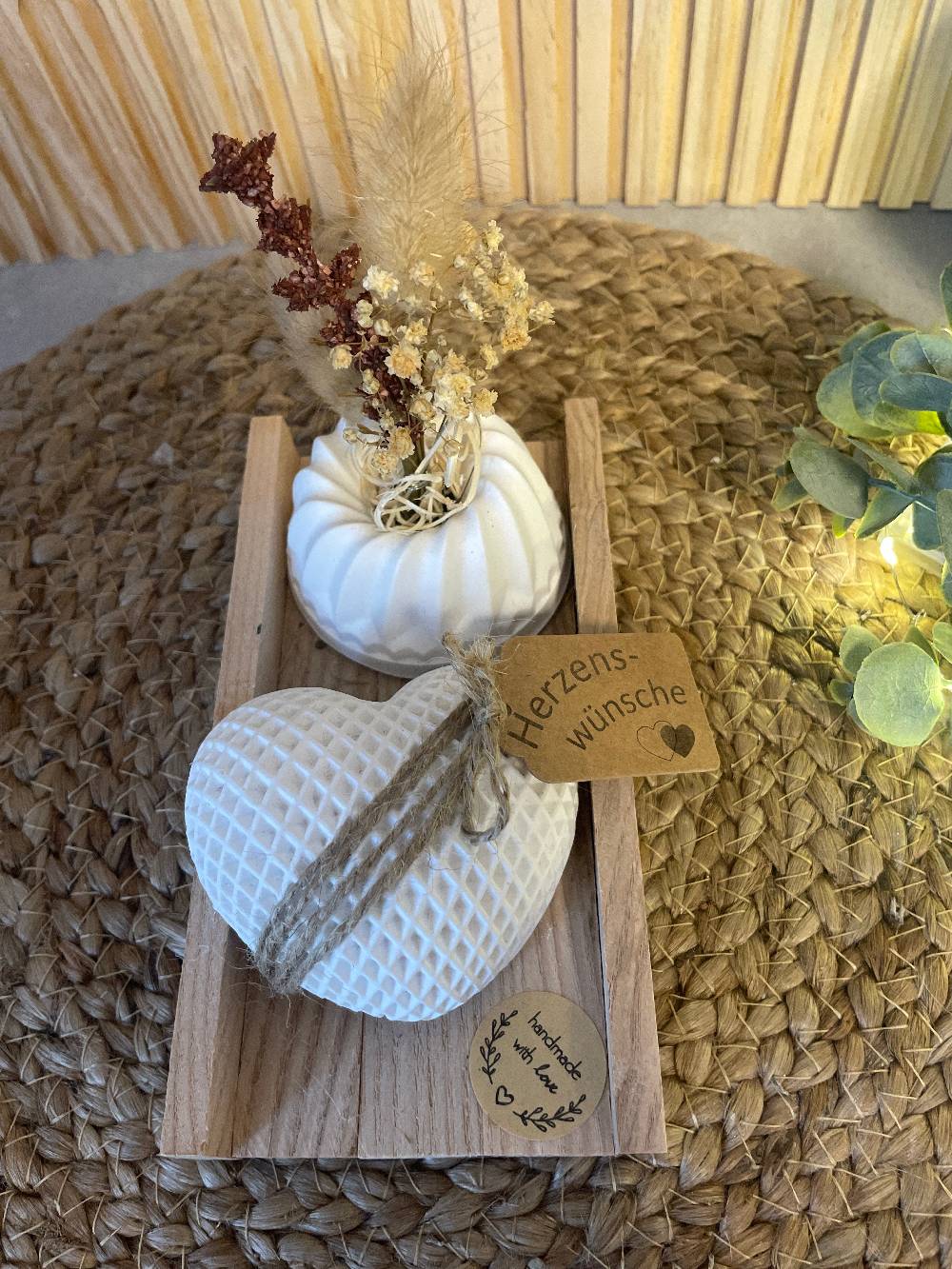 KB Socken Tablett Set mit Pustekuchen und Herz-Geschenk Set Damen Handmade Großer Ausverkauf