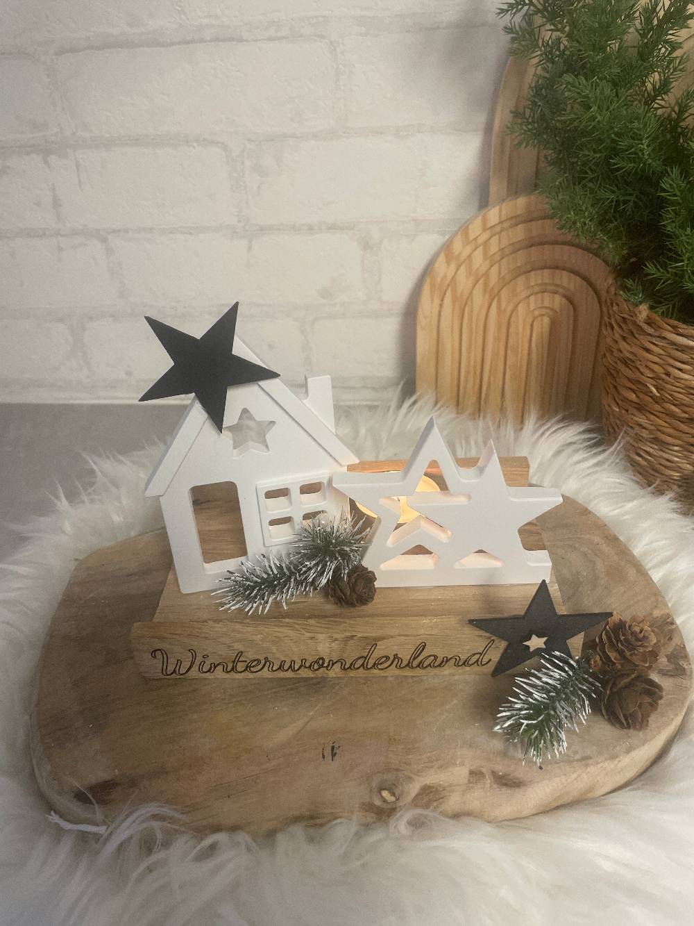 KB Socken Lichthaus, Weihnachtsdeko, Advent, Teelichthalter, Windlicht, Stern, Haus, Skandi, Weihnachten, Wohnzimmer Deko, Holzdeko Wohnzimmer Valentinstagsangebot