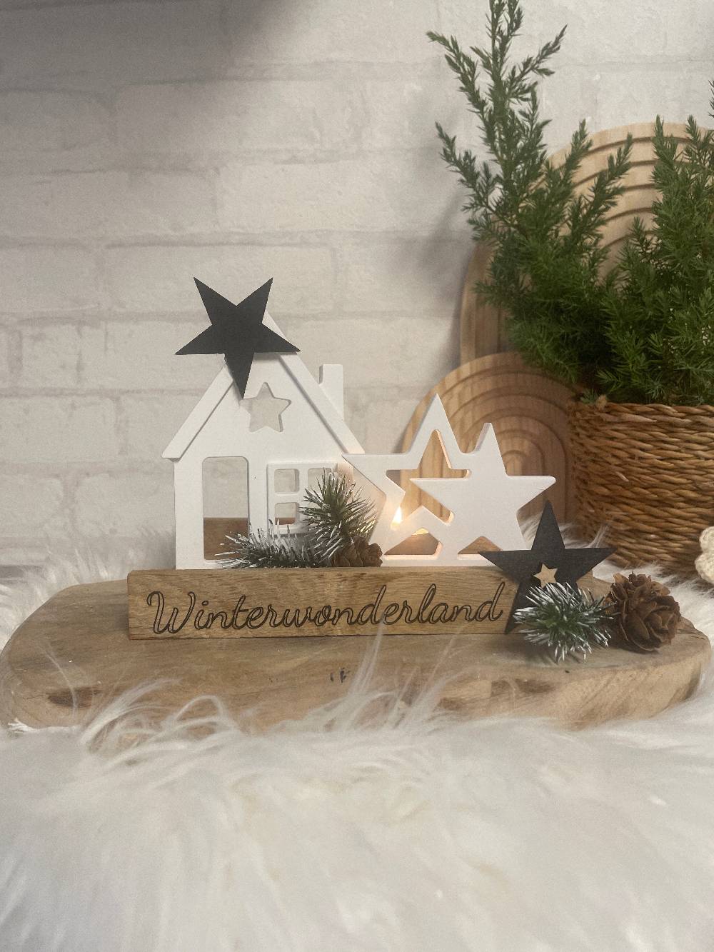 KB Socken Lichthaus, Weihnachtsdeko, Advent, Teelichthalter, Windlicht, Stern, Haus, Skandi, Weihnachten, Wohnzimmer Deko, Holzdeko Wohnzimmer Valentinstagsangebot