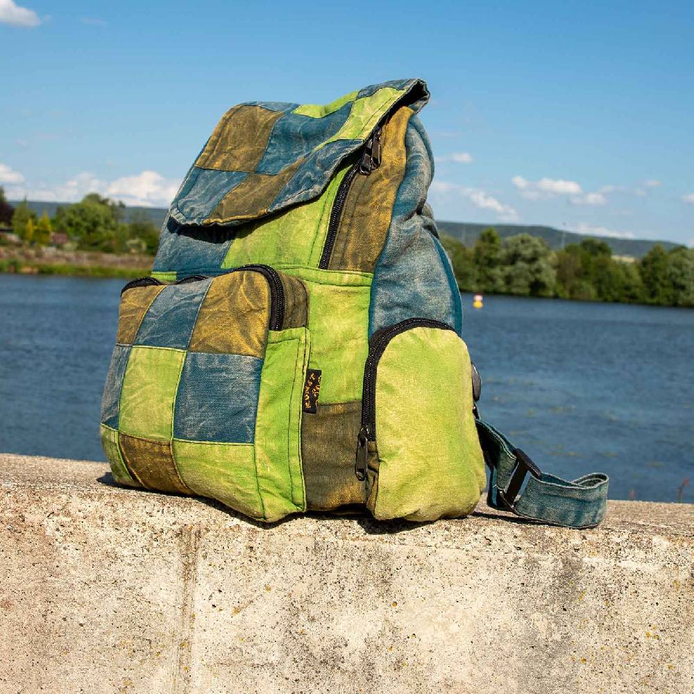 Kunst Und Magie Kunst und Magie Bunter Hippie Rucksack "No Waist" Stonewashed Nepal Fair M zollfrei