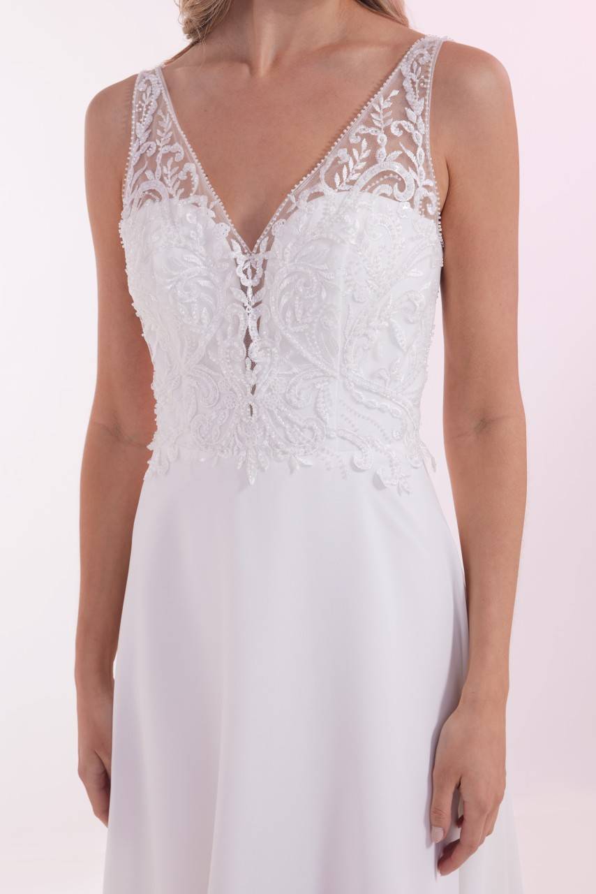 Laona OPULENT SPIRIT DRESS Besticktes Maxikleid mit V-Ausschnitt vorne und hinten Bis zu 60% Rabatt