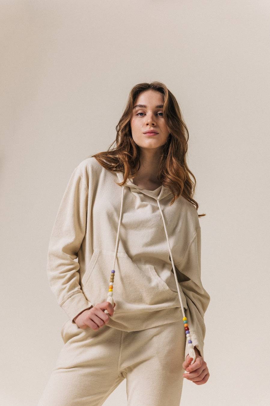Liv Bergen Hoodie California in creme Begrenzt auf 3 Tage