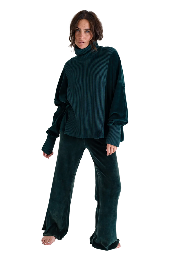 Love Joy Victory Rollkragenpullover mit Velvet und Strick Vega Top Angebot