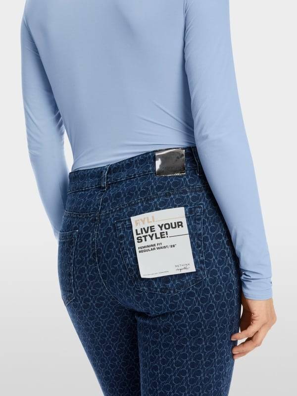 Marc Cain Jeans Modell FÉS "Rethink Together" Kostenlose Rückgabe