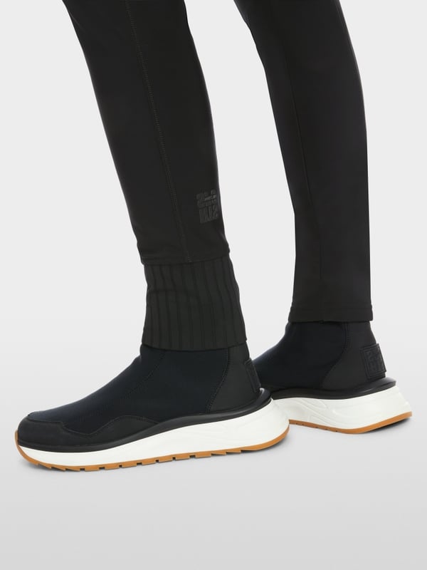 Marc Cain Modell SINNAR im sportiven Slim Fit Bis zu 65% Rabatt