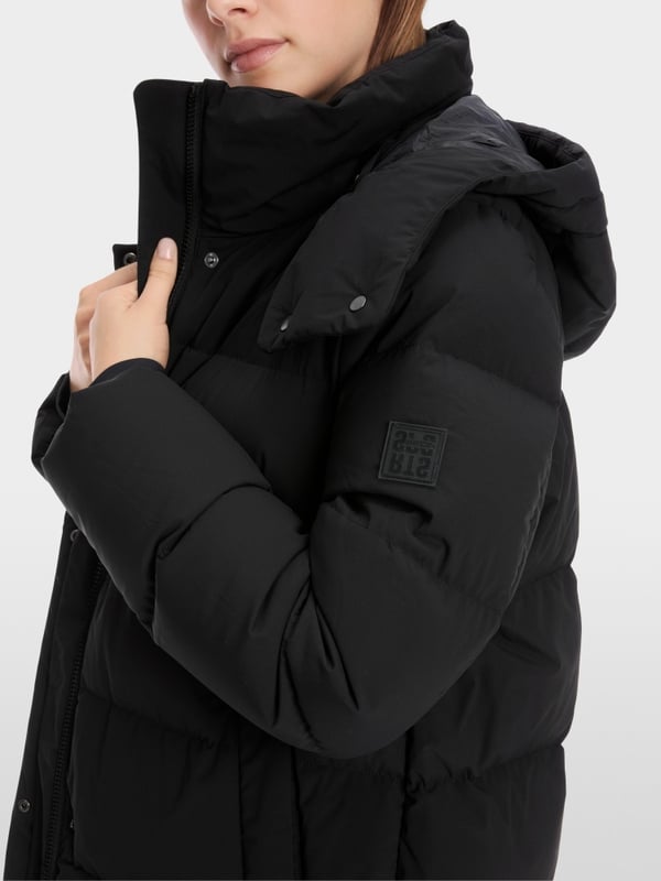 Marc Cain Langer Daunenmantel Sonderangebot der Fabrik