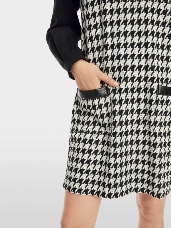 Marc Cain Legeres Schlupf-Kleid Vierteljährliche Förderung