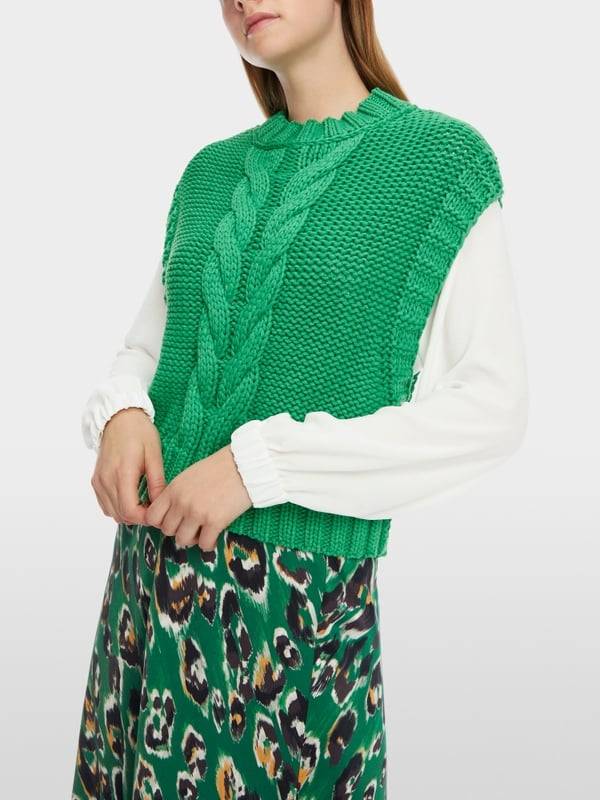 Marc Cain Knitted in Germany Pullunder mit Zopf Saisonale Angebote