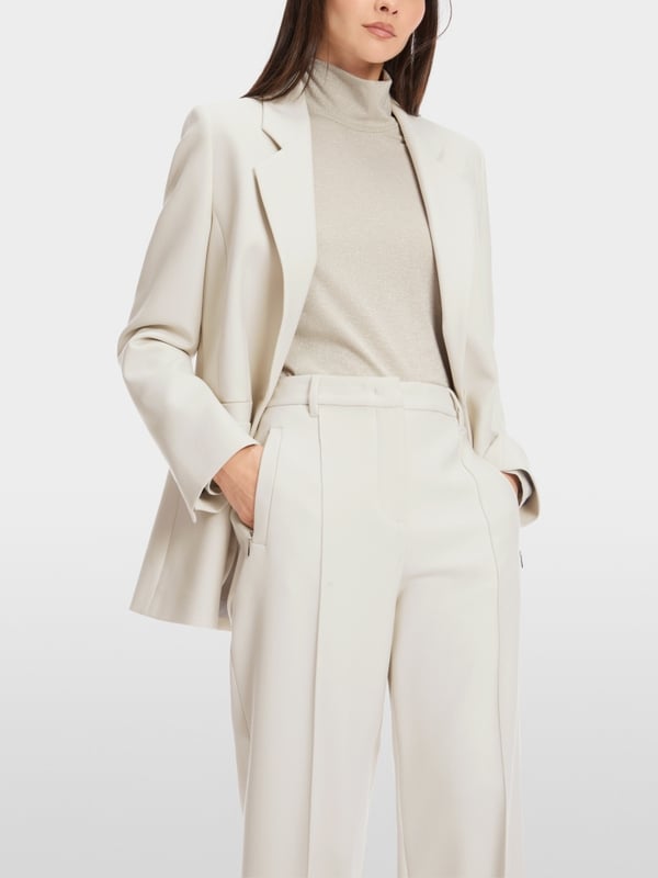 Marc Cain Körpernaher Blazer in Uni Nur für heute
