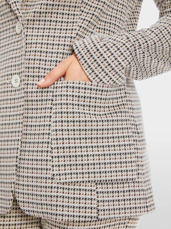 Marc Cain Blazer mit Karo Discount Store für neue Produkte