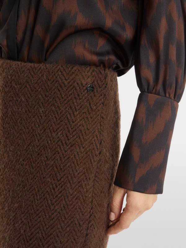 Marc Cain Schmaler Midirock Knitted in Germany Bestseller