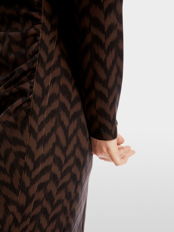 Marc Cain Kurzes Kleid mit Drapierung Letzter Tag