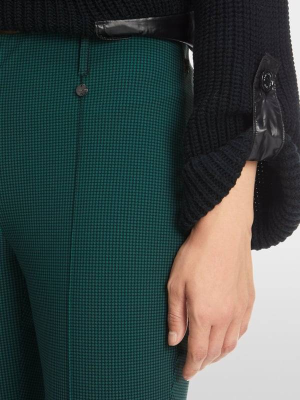 Marc Cain Modell SYDNEY Karohose in Technostretch Wochenangebot