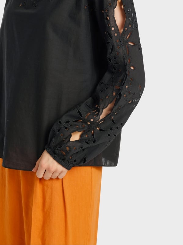 Marc Cain Spitzenbluse in A-Shape Clearance-Verkauf