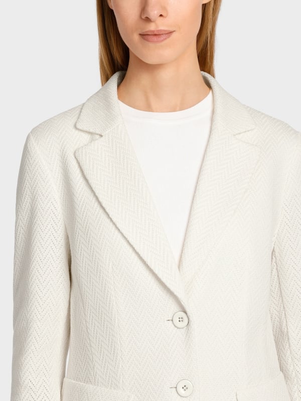 Marc Cain Körpernaher Blazer aus Strick 2025