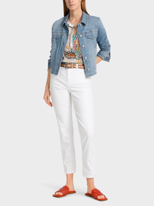 Marc Cain Modell SILEA – Jeans “Rethink Together”