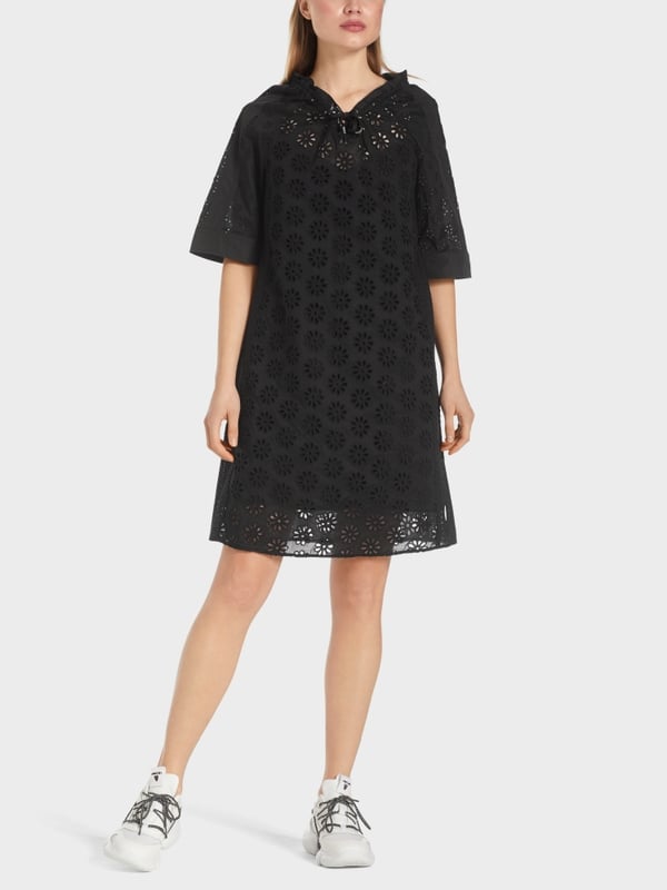 Marc Cain Kleid mit Lochstickerei Nur noch ein Tag übrig