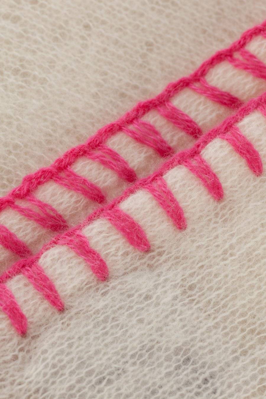 Mouleta Cashmere Schal | Colored Embroidery Border Super Sparpreis