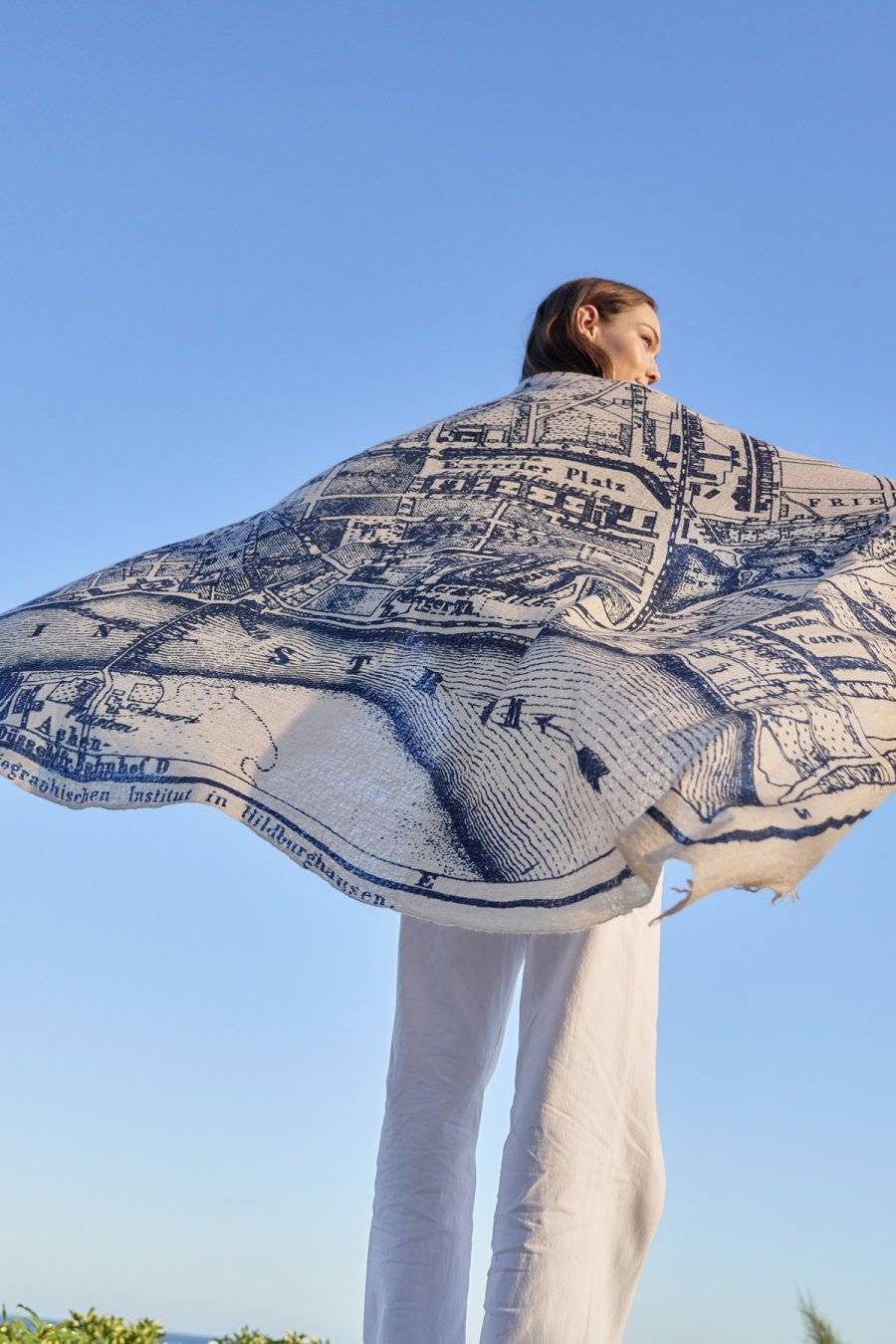 Mouleta Kaschmirschal Map Print Neueste Stile