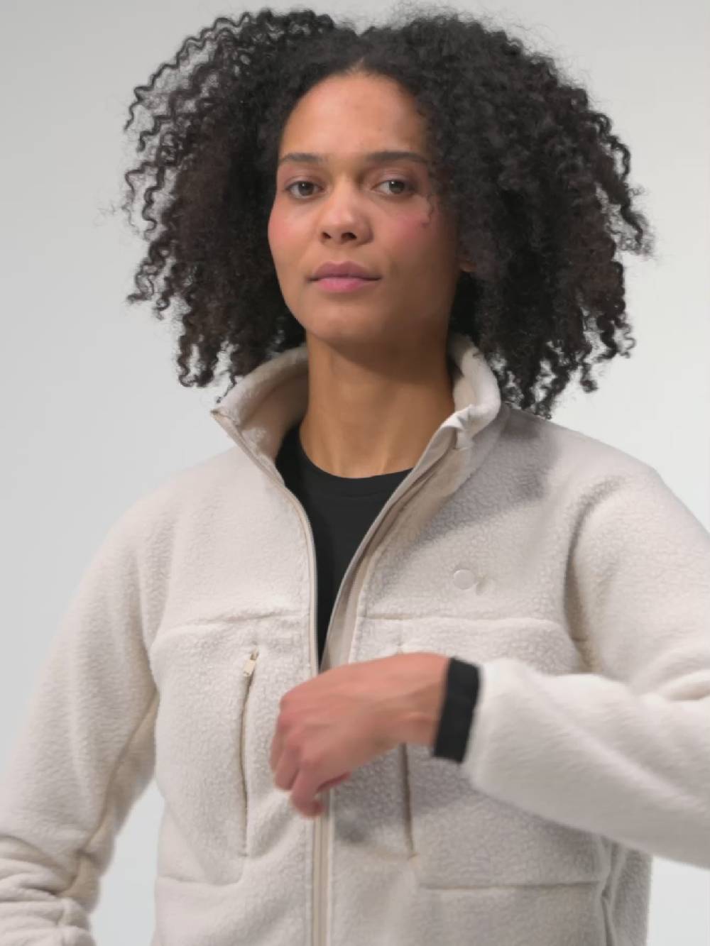 Pinqponq Fleece Jacket - Peat Black (Female) Bis zu 60% Rabatt