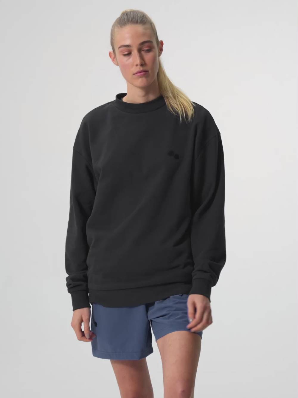 Pinqponq Sweatshirt - Circles Peat Black (Unisex) Fabrikpreis