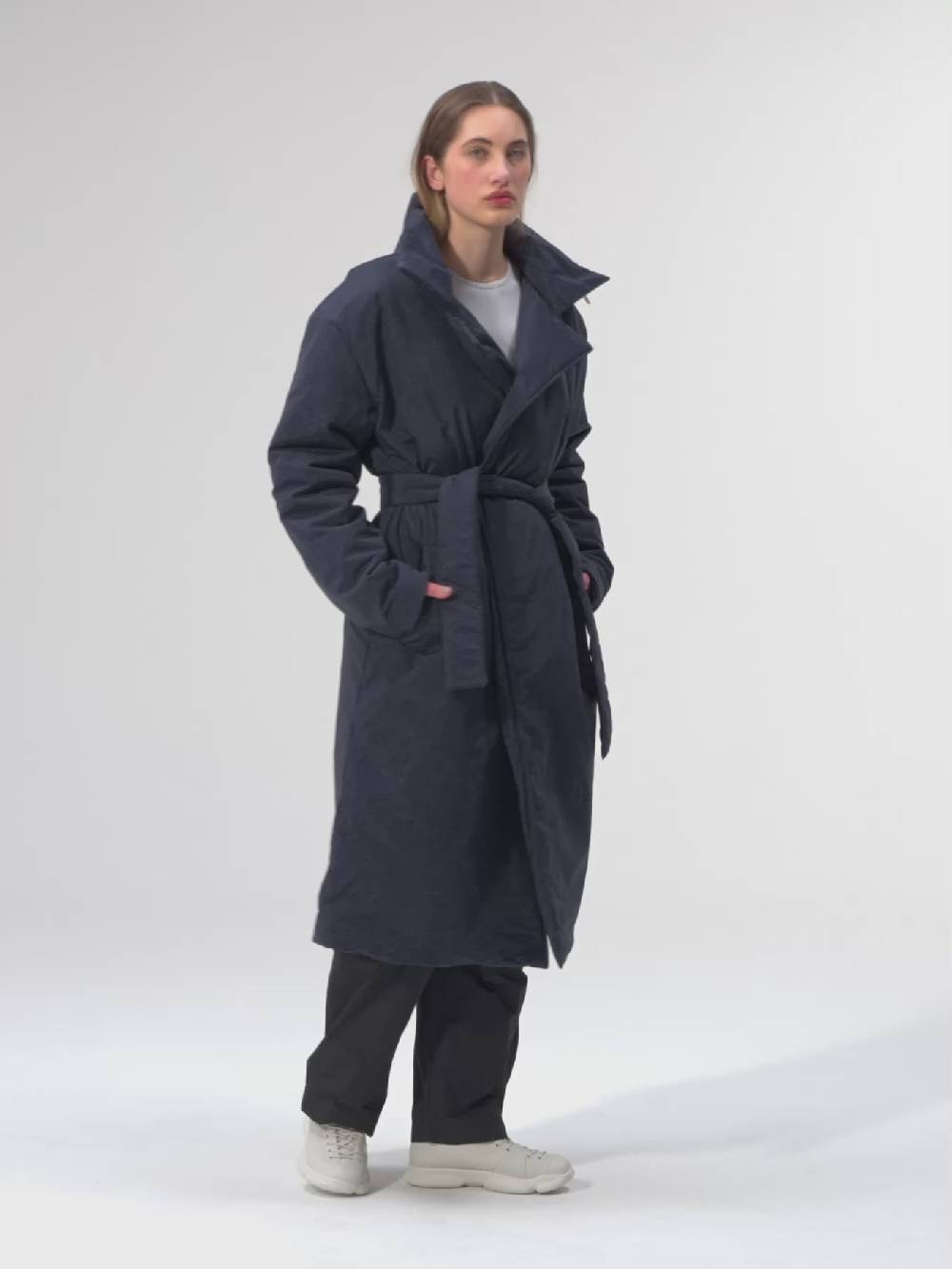 Pinqponq Padded Trench Coat - Fjord Navy (Unisex) Bis zu 50% Rabatt