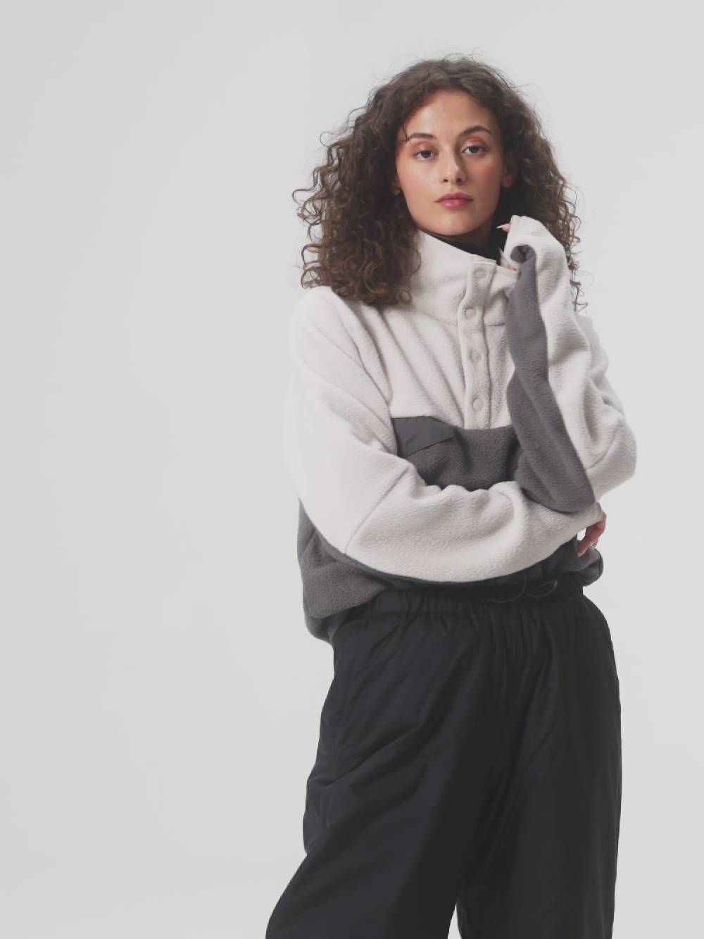 Pinqponq Fleece Pullover - Tune Beige (Unisex) Discount Store für neue Produkte