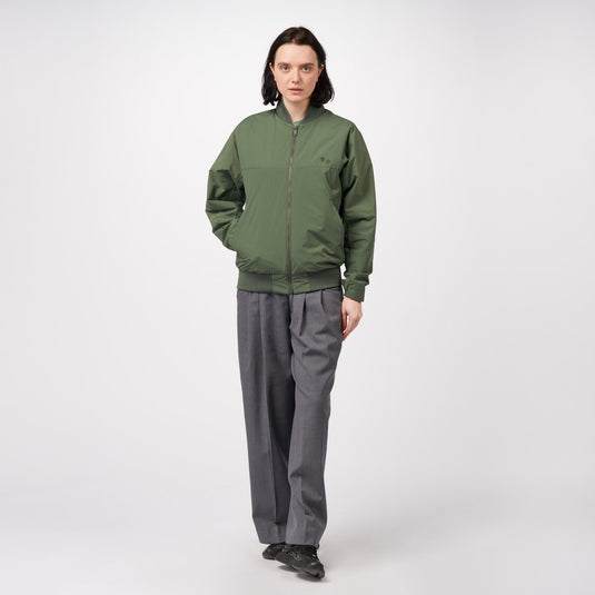 Pinqponq Light Bomber Jacket - Forester Olive (Unisex) Nur noch ein Tag übrig
