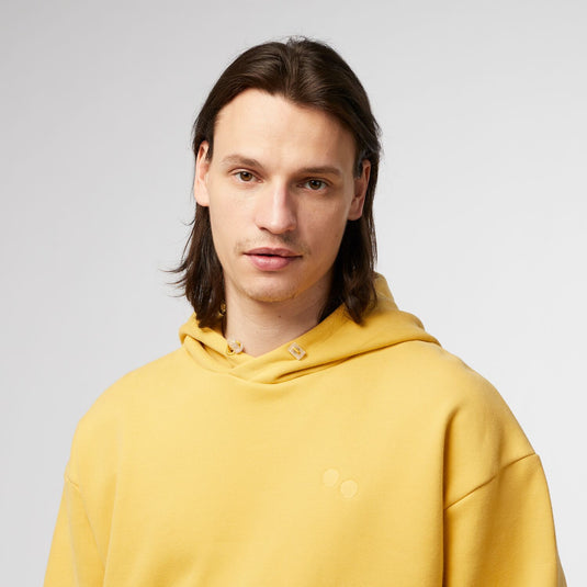 Pinqponq Hoodie - Straw Yellow (Unisex) im Angebot