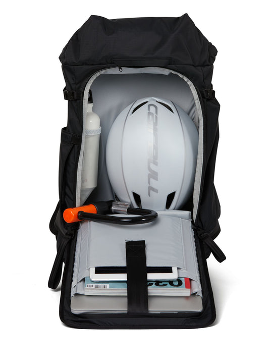 Pinqponq Komut Large - Pure Black Weihnachtsangebot