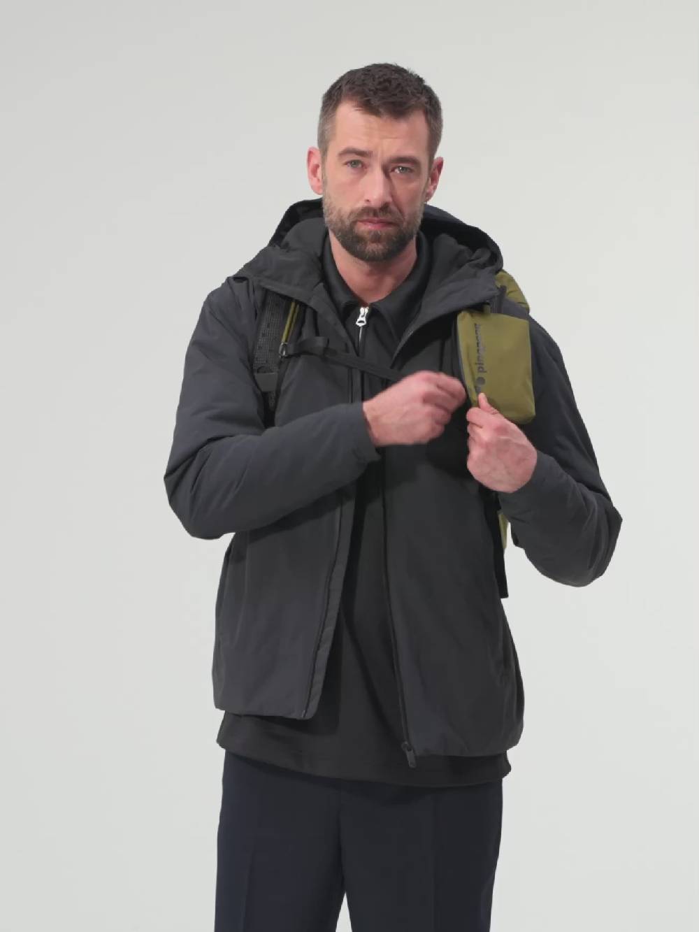 Pinqponq Komut Medium - Solid Olive Begrenztes Angebot