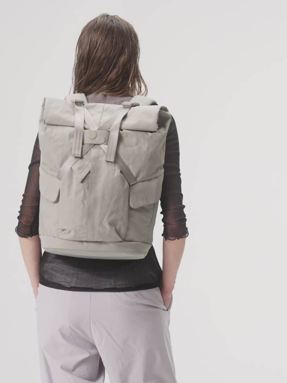 Pinqponq Kross - Crinkle Taupe Exklusivangebot