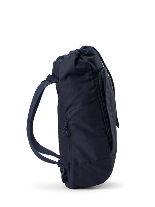 Pinqponq Kalm - Fjord Navy Lagerräumung