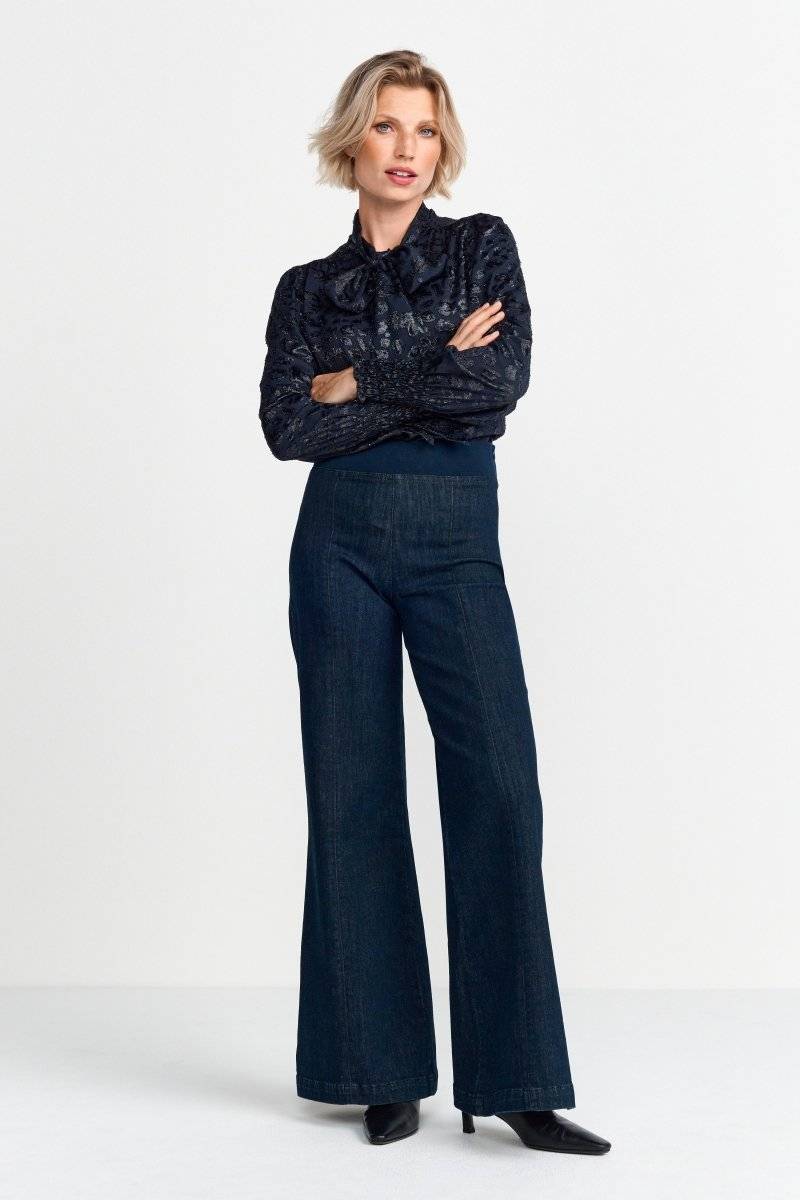 Eich & Royal Bluse mit Schleifenkragen Fabrikpreis