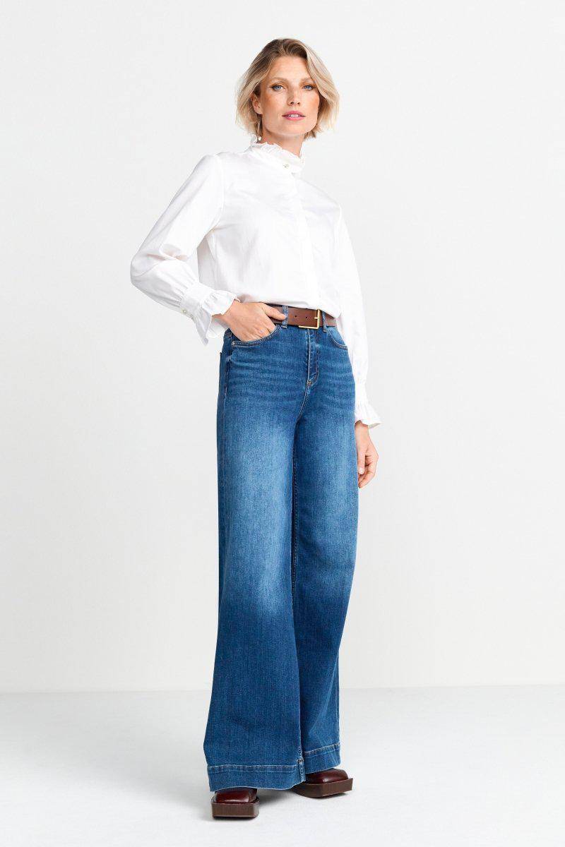 Eich & Royal Weiße Bluse mit Rüschenkragen Neueste Mode