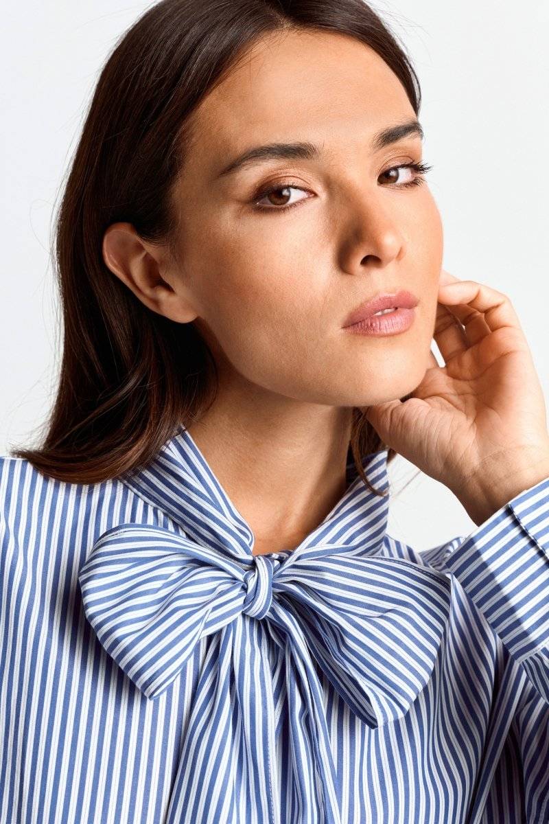 Eich & Royal Bluse mit Bindekragen Riesige Ersparnisse