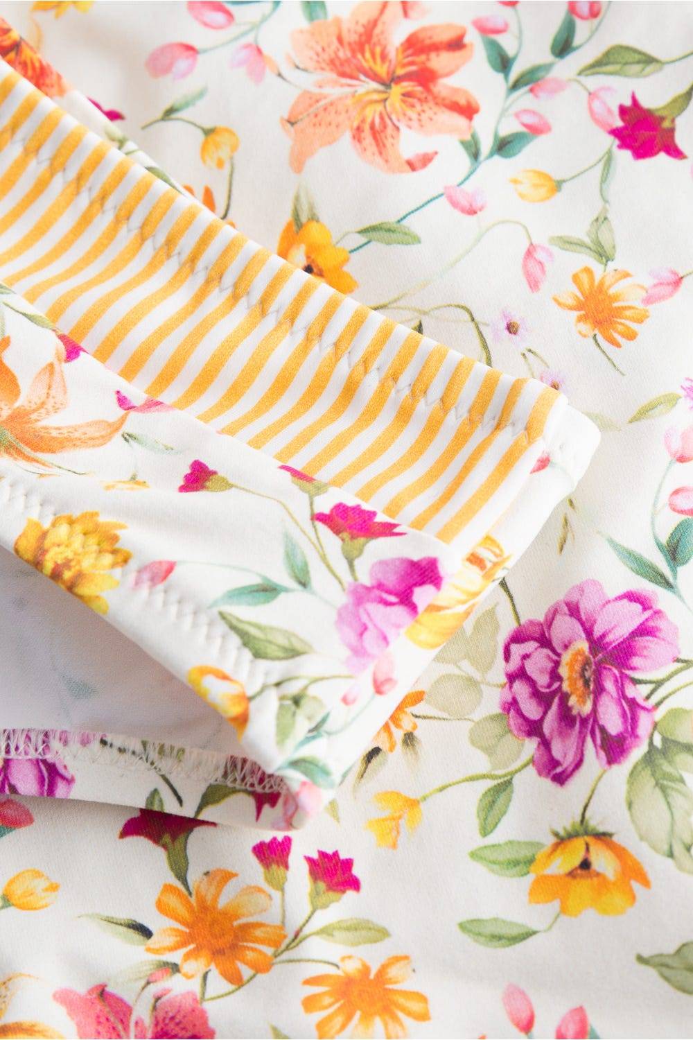 Rösch Bikini im Blumen-Druck Sommerblüten Retro verspielt Lycra Online