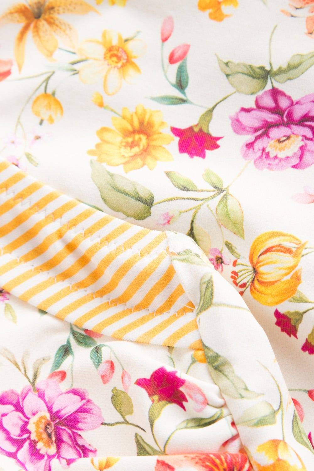 Rösch Badeanzug im Blumen-Druck Sommerblüten Retro verspielt Lycra Outlet