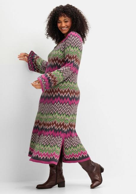 sheego by Joe Browns Wadenlanges Strickkleid im Zickzack-Muster - beere gemustert sheego Kauf eins, bekomm eins gratis