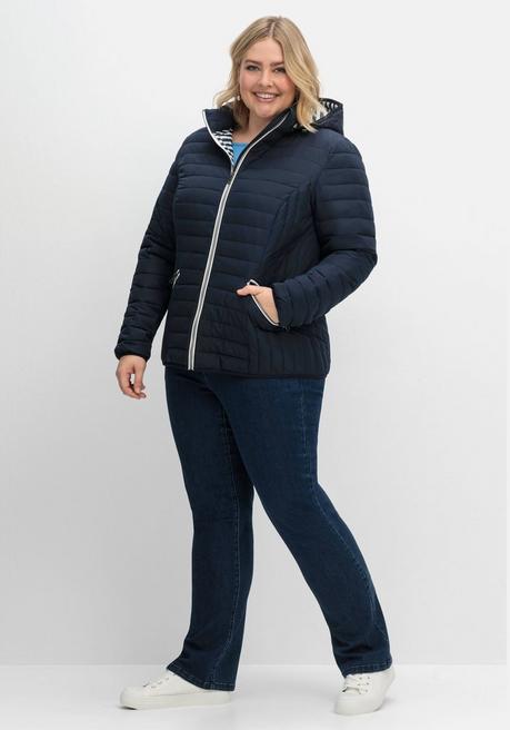 sheego Leichte Steppjacke mit abnehmbarer Kapuze - nachtblau sheego Tiefpreis