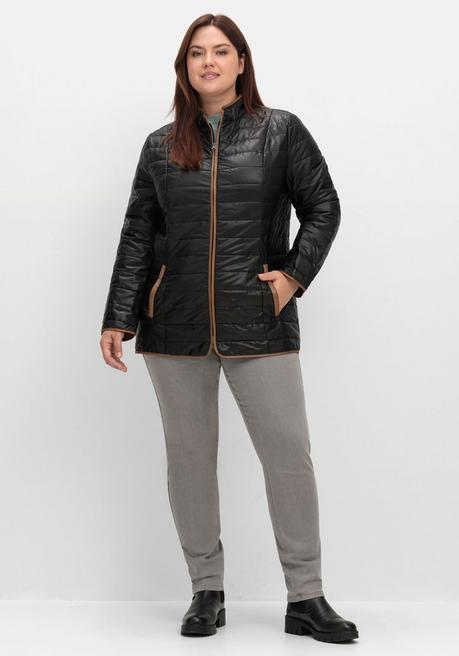 sheego Steppjacke mit Stehkragen und Kontrastdetails - schwarz sheego Letzter Tag