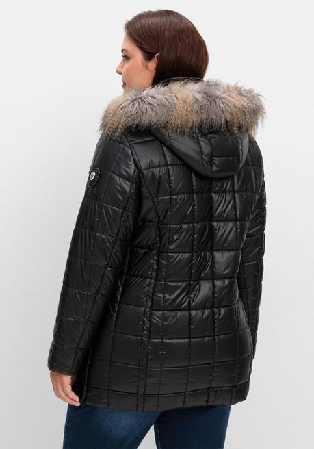 sheego Leicht glänzende Steppjacke mit Kunstfell-Kapuze - schwarz sheego Begrenzt auf 3 Tage