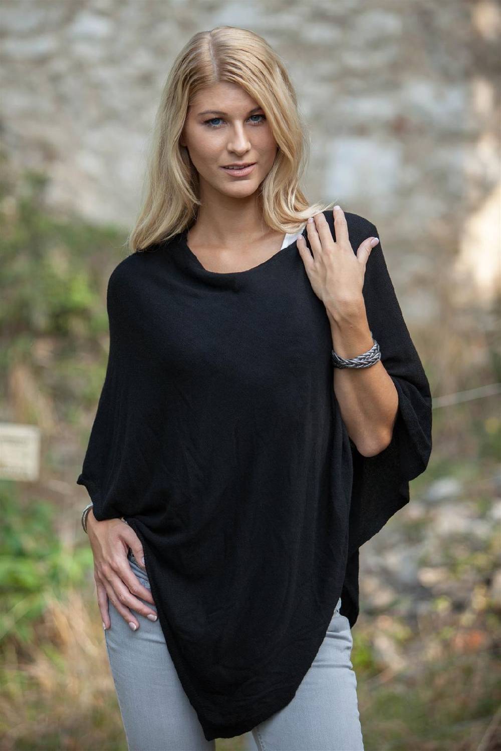 Stylebreaker Leichter Feinstrick Poncho Unifarben Blitzangebot