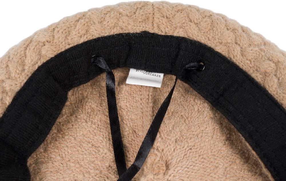 Stylebreaker Feinstrick Baskenmütze mit Flechtmuster Wochenangebot