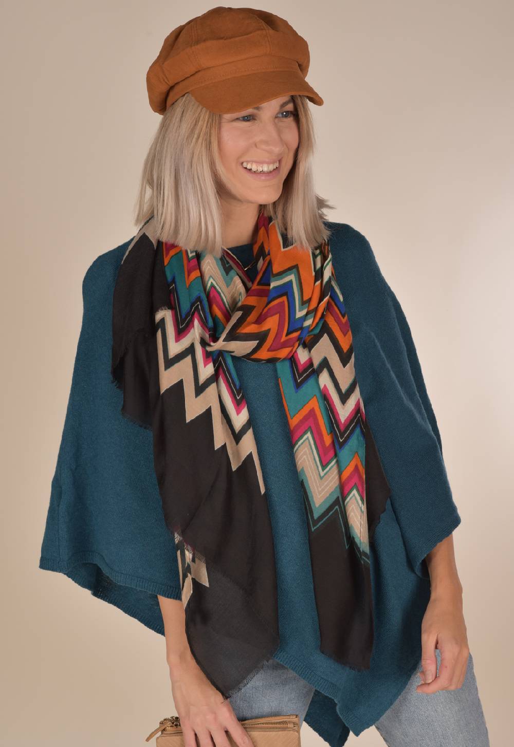 Stylebreaker Schal mit Zick-Zack Muster Bis zu 50% Rabatt