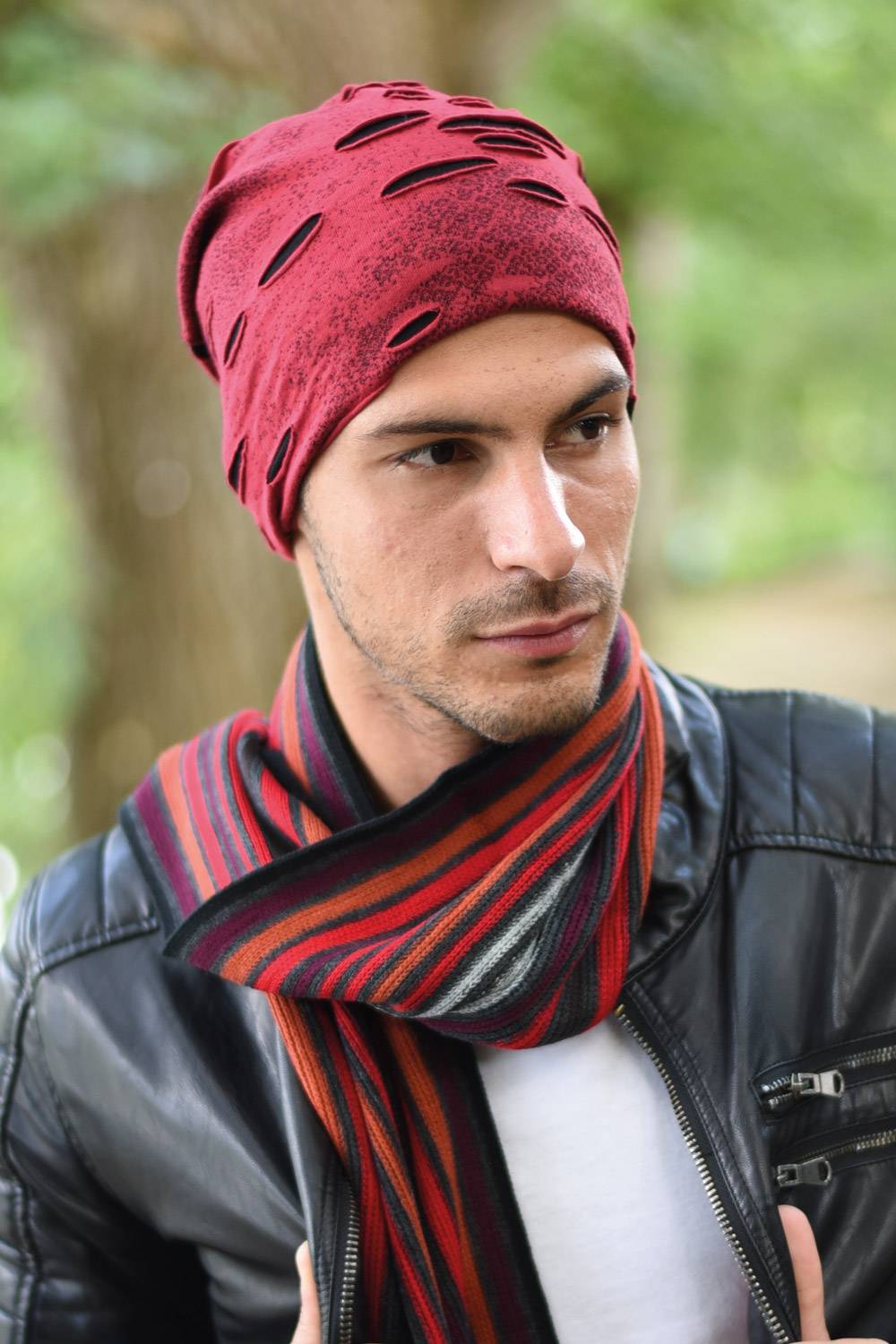 Stylebreaker Beanie Mütze im Destroyed Vintage used Look Cyber Monday