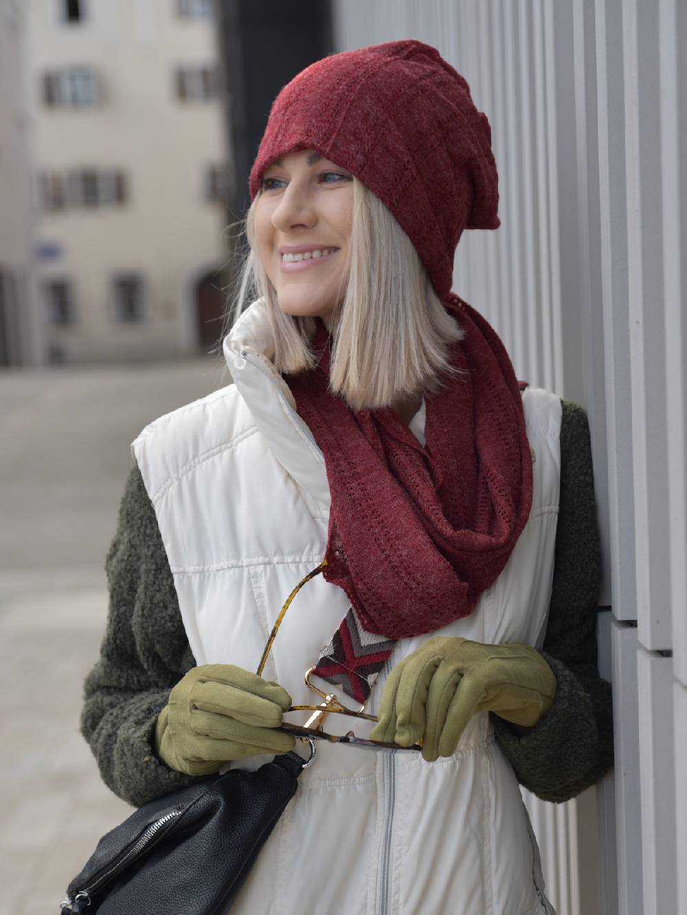 Stylebreaker Feinstrick Beanie mit Lochmuster Flash Sale