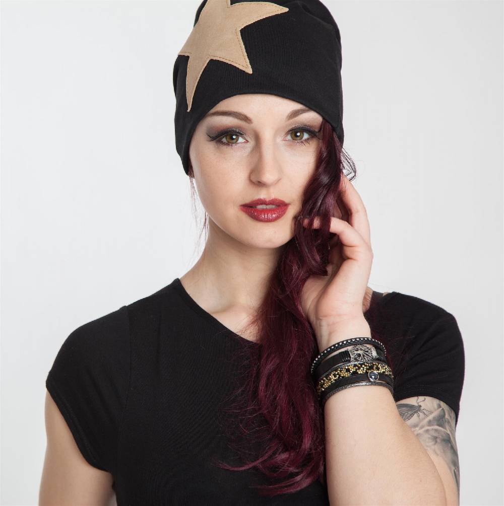 Stylebreaker Beanie mit aufgenähtem Kunstleder Stern Begrenzte Freigabe