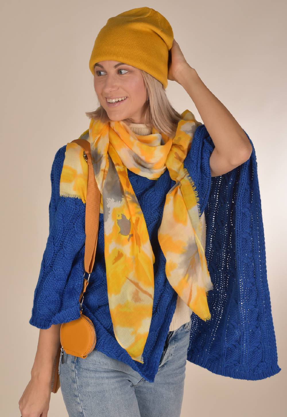 Stylebreaker Strick Poncho mit Zopfmuster Auslauf